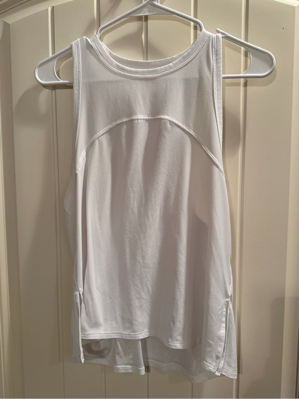 Old Navy White Active Tank Cloud 94 Soft - Small